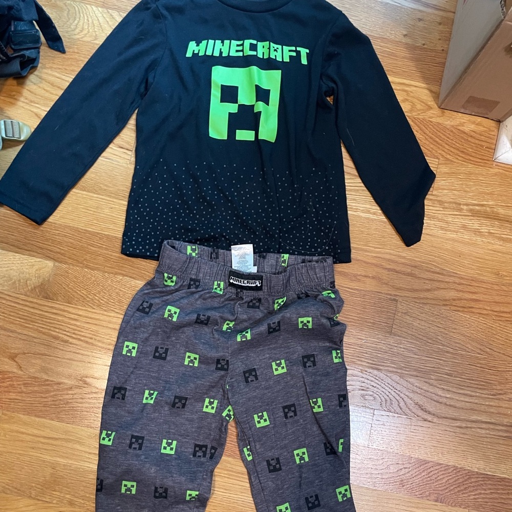 Minecraft pajama set